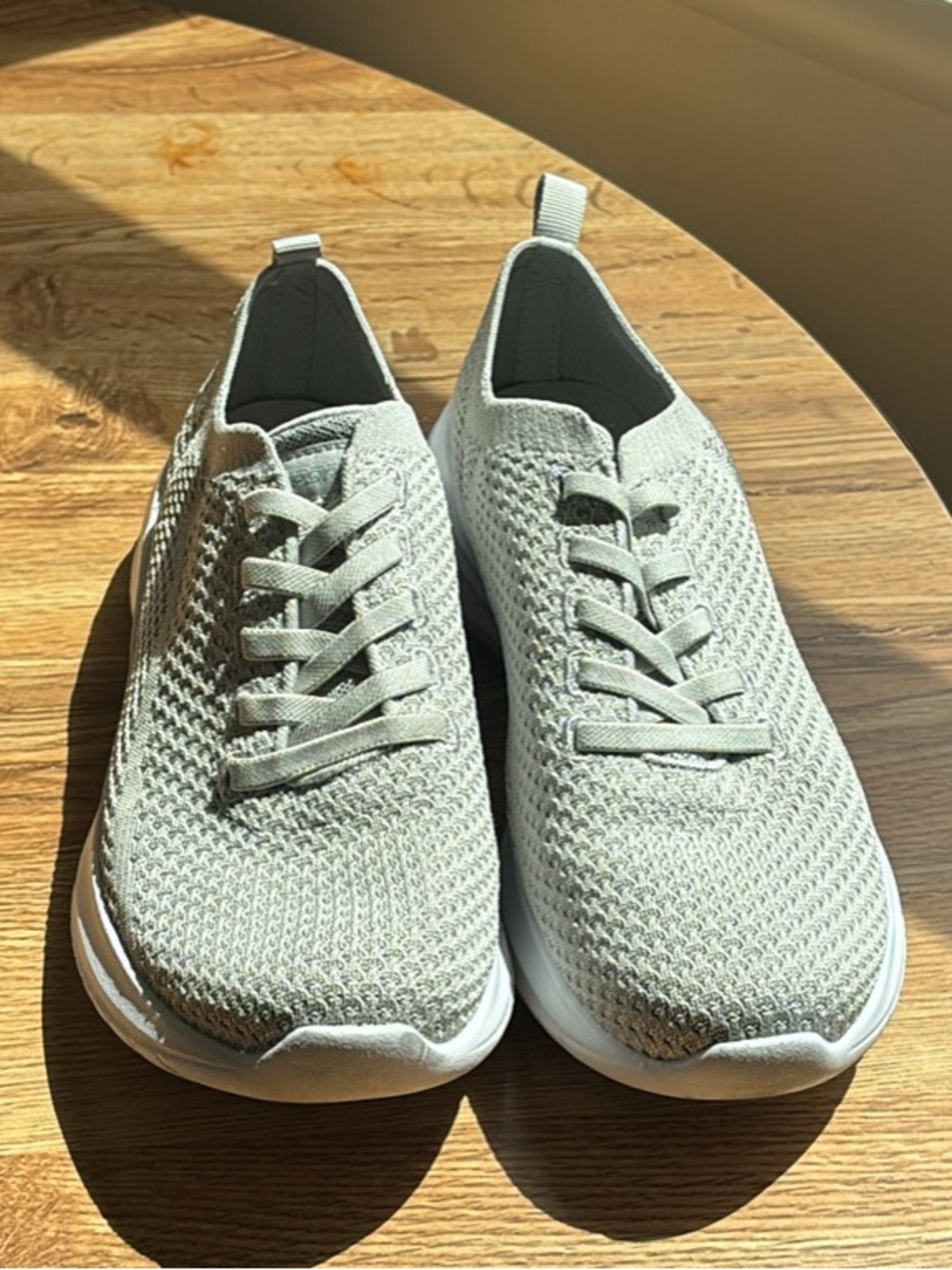 Women’s S Sport by Skechers Grey Reese 2.0 Size 7 Athletic Walking Shoes (A-9)